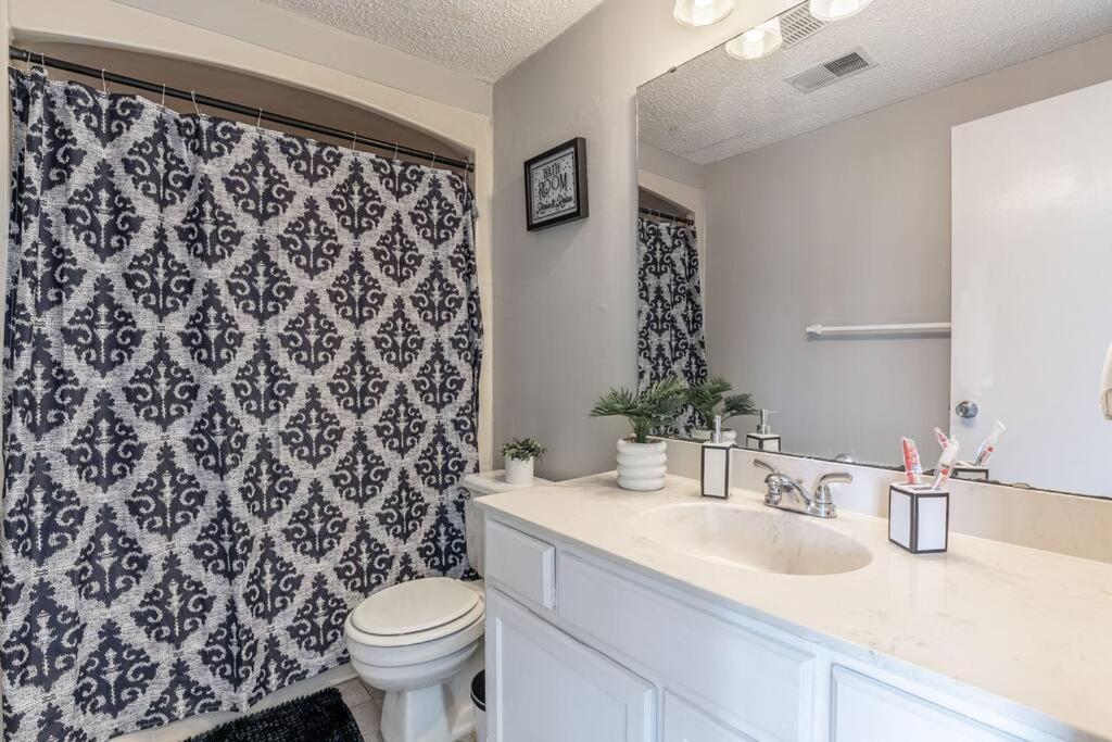 Downtown Columbia Apartment Bagian luar foto