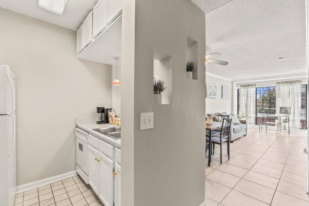 Downtown Columbia Apartment Bagian luar foto
