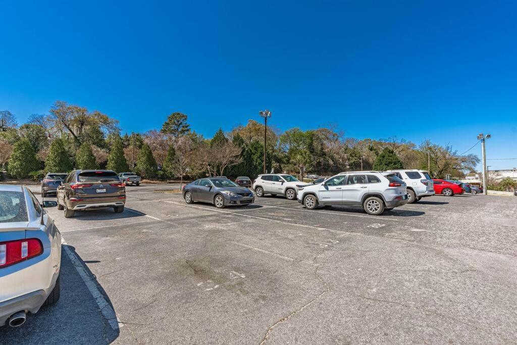 Downtown Columbia Apartment Bagian luar foto